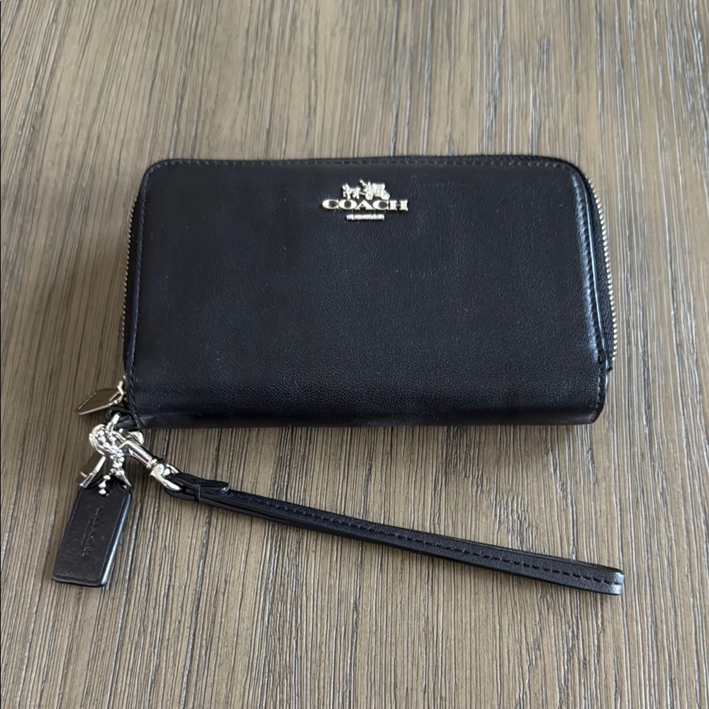 Coach Black Leather Double Zip Wristlet